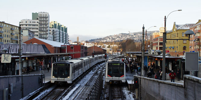 Oslo S-Tog - Photo: © Ian Boyle, 10th December 2012 - www.simplonpc.co.uk