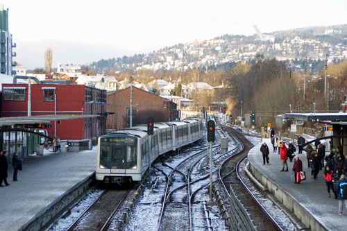 Oslo S-Tog - Photo: © Ian Boyle, 10th December 2012 - www.simplonpc.co.uk