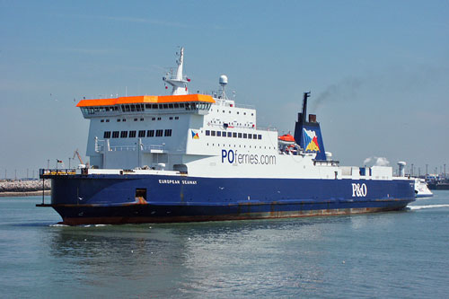 EUROPEAN SEAWAY - P&O Ferries - Photo: 2003 Ian Boyle - www.simplonpc.co.uk