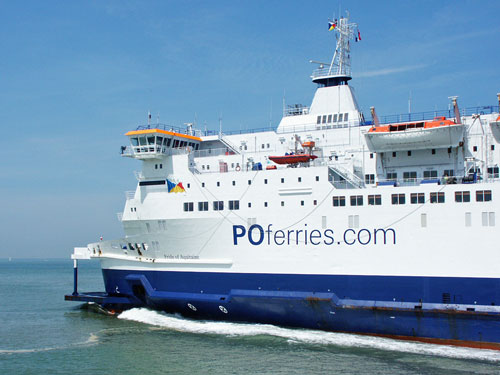 PRIDE OF AQUITAINE - P&O Ferries - Photo: 2003 Ian Boyle - www.simplonpc.co.uk