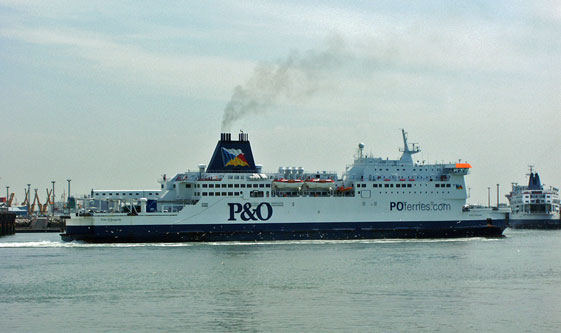 PRIDE OF CALAIS - P&O Ferries - Photo: 2003 Ian Boyle - www.simplonpc.co.uk