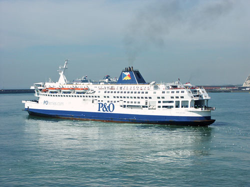 PRIDE OF CALAIS - P&O Ferries - Photo: 2003 Ian Boyle - www.simplonpc.co.uk