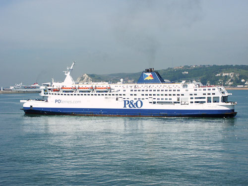 PRIDE OF CALAIS - P&O Ferries - Photo: 2003 Ian Boyle - www.simplonpc.co.uk