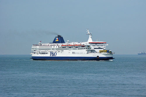 PRIDE OF CALAIS - P&O Ferries - Photo: 2003 Ian Boyle - www.simplonpc.co.uk