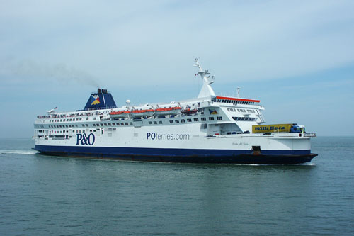 PRIDE OF CALAIS - P&O Ferries - Photo: 2003 Ian Boyle - www.simplonpc.co.uk