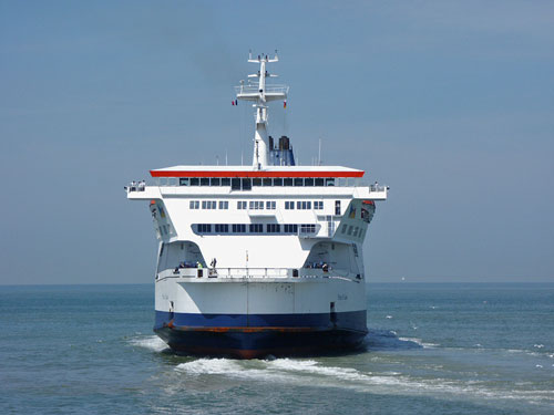 PRIDE OF CALAIS - P&O Ferries - Photo: 2003 Ian Boyle - www.simplonpc.co.uk