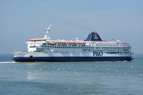 PRIDE OF CALAIS - P&O Ferries - Photo: 2003 Ian Boyle - www.simplonpc.co.uk