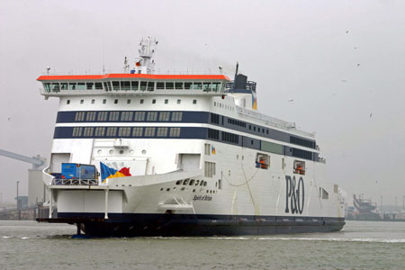 SPIRIT OF BRITAIN - P&O Ferries - www.simplonpc.co.uk - Photo: ©2011 Philippe Brebant