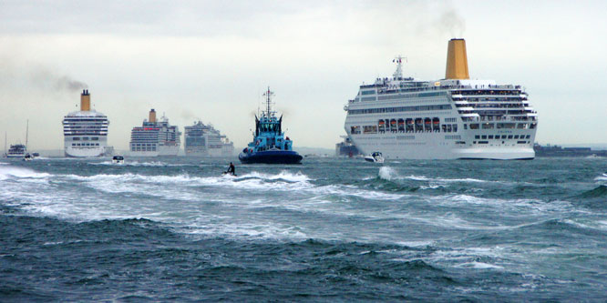 P&O 175th Anniversary - www.ocean-liner-society.com - Photo:  Ian Boyle, 3rd July 2012