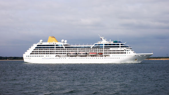 P&O ADONIA - P&O Cruises - www.simplonpc.co.uk