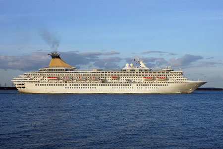 ARTEMIS of P&O Cruises - Photo:  Ian Boyle, 12th April 2011 - www.simplonpc.co.uk