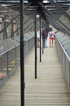 Vizcaya Bridge - Bizkaiko Zubia - Bilbao - www.simplonpc.co.uk - Photo: � Ian Boyle, 21st May 2010