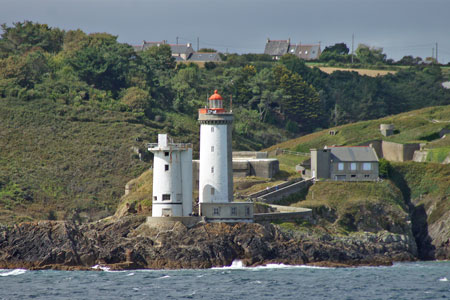 Pointe de Minou Lighthouse, Brest - Photo: © Ian Boyle, 22nd July 2010 - www.simplonpc.co.uk