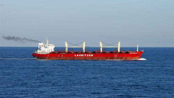 BIANCO VICTORIA BULKER (Lauritzen) - Photo: © Ian Boyle, 8th December 2012 - www.simplonpc.co.uk