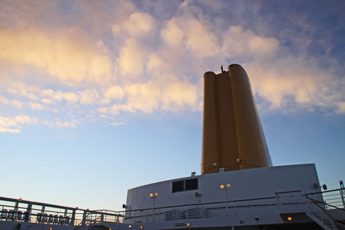 ORIANA 2012 Cruise - Photo: © Ian Boyle, 4th December 2012 - www.simplonpc.co.uk