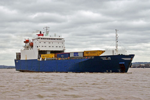 Hoburgen leaving Tilbury - Photo: © 2008 Ian Boyle - www.simplonpc.co.uk