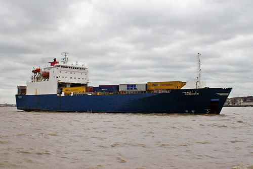 Hoburgen leaving Tilbury - Photo: © 2008 Ian Boyle - www.simplonpc.co.uk