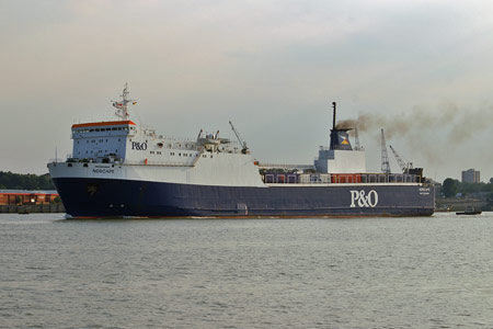 Norcape leaving Tilbury - Photo: © 2008 Ian Boyle - www.simplonpc.co.uk