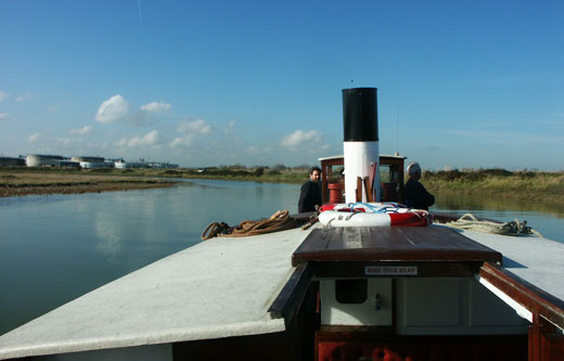 MONARCH at Sandwich - Photo:  Ian Boyle, 30th October 2004 - www.simplonpc.co.uk