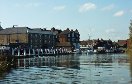 MONARCH at Sandwich - Photo:  Ian Boyle, 30th October 2004 - www.simplonpc.co.uk