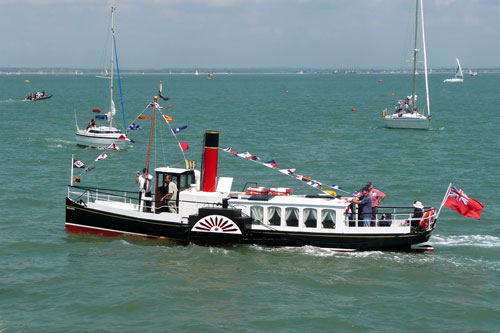 MONARCH at Cowes - Photo:  Ian Boyle, 27th June 2009 - www.simplonpc.co.uk