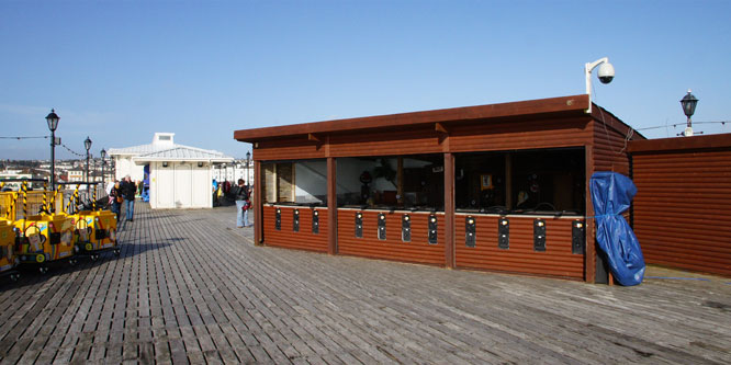 Paignton Pier - Photo: �Ian Boyle 28th February 2015