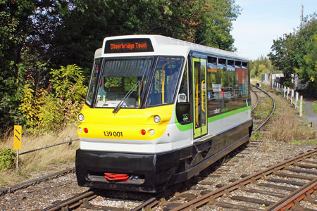 STOURBRIDGE JUNCTION - STOURBRIDGE TOWN - www.simplonpc.co.uk - Photo:  Ian Boyle, 26th September 2011