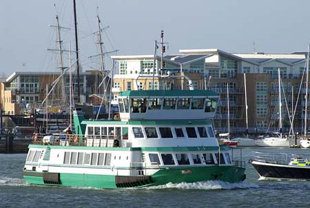 Spirit of Portsmouth - Gosport Ferry - www.simplonpc.co.uk