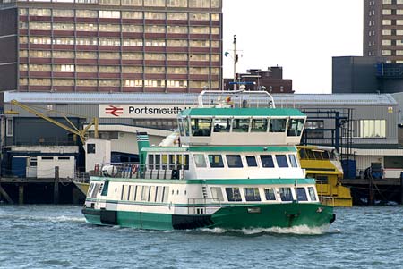 Spirit of Portsmouth - Gosport Ferry - www.simplonpc.co.uk