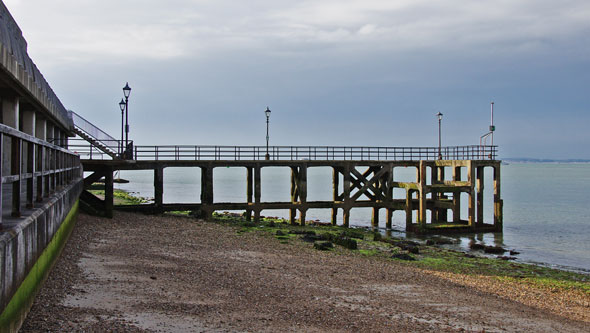 Portsmouth Victoria Pier - Photo: � Ian Boyle, 1st July 2014 - www.simplonpc.co.uk