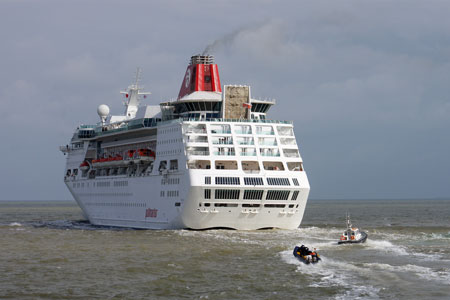 Empress (Pullmantur) at Dover - Photo: © Ian Boyle, 7th May 2010