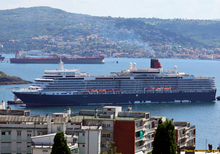 QUEEN ELIZABETH - Photo: © Sergio de Luyk, 15th August 2010