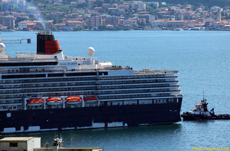 QUEEN ELIZABETH - Photo: © Sergio de Luyk, 15th August 2010