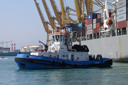 Tug Montfort at Barcelona - Photo: © Ian Boyle, 21st August 2009