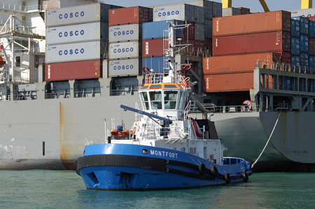 Tug Montfort at Barcelona - Photo: © Ian Boyle, 21st August 2009