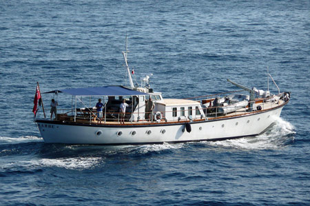 Super Yacht - Photo: © Ian Boyle, 22nd August 2009