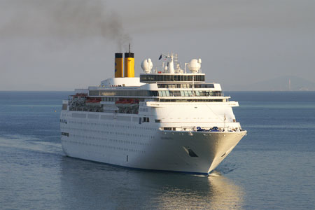 COSTA ROMANTICA at Civitavecchia - Photo: © Ian Boyle, 24th August 2009 - www.simplonpc.co.uk