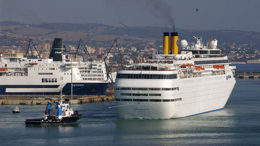 COSTA ROMANTICA at Civitavecchia - Photo: © Ian Boyle, 24th August 2009 - www.simplonpc.co.uk