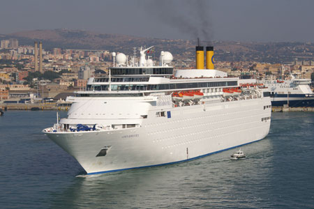 COSTA ROMANTICA at Civitavecchia - Photo: © Ian Boyle, 24th August 2009 - www.simplonpc.co.uk