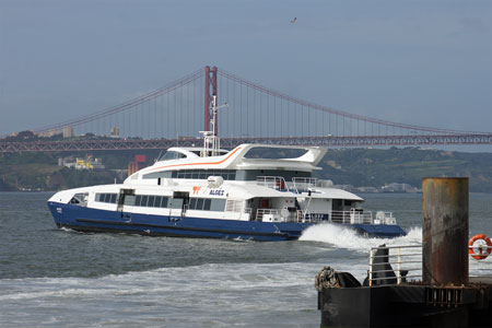 ALGES - Lisbon Ferry - Photo: © Ian Boyle, 4th October 2010 - www.simplonpc.co.uk