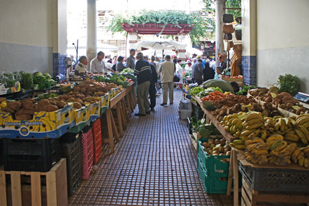 FUNCHAL - Photo: © Ian Boyle, 1st April 2011 - www.simplonpc.co.uk