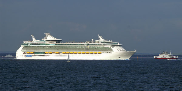 INDEPENDENCE OF THE SEAS Cruise - Photo:  Ian Boyle, 14th June 2008 - www.simplonpc.co.uk