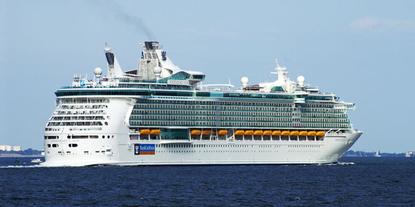 INDEPENDENCE OF THE SEAS of 2008 - Royal Caribbean - www.simplonpc.co.uk