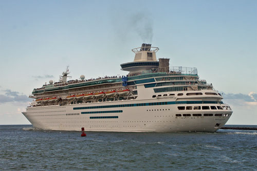 MAJESTY OF THE SEAS - Photo: © Ian Boyle, April 2012 - www.simplonpc.co.uk