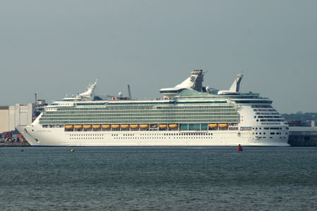 Navigator of the Seas - Royal Caribbean -  © Ian Boyle,  www.simplonpc.co.uk