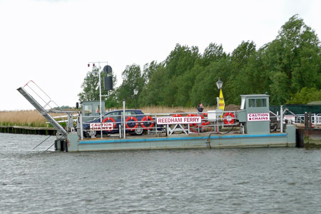 REEDHAM FERRY - Photo:  Ian Boyle, 16th May 2009 -  www.simplonpc.co.uk