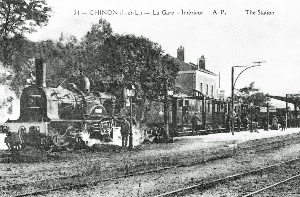 Chinon-Richelieu - Photo: ©1981 Ian Boyle - www.simplonpc.co.uk