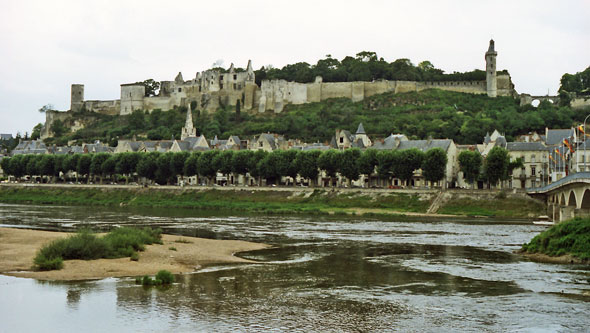 Chinon-Richelieu - Photo: ©1981 Ian Boyle - www.simplonpc.co.uk