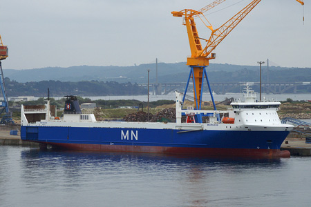 MN-Pelican at Brest - Photo: © Ian Boyle, 29th August 2008 - www.simplonpc.co.uk