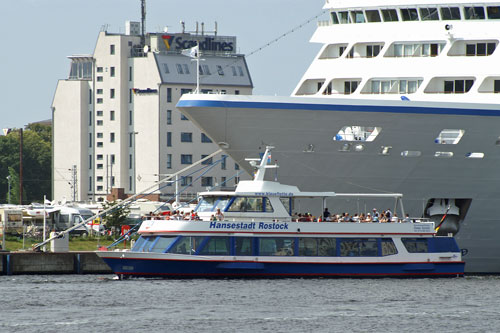 ROSTOCK FERRIES & EXCURSIONS - Photo: ©2007 Ian Boyle - www.simplompc.co.uk - Simplon Postcards